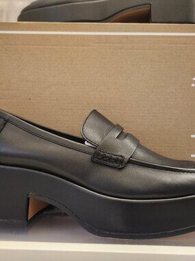 Dolce Vita "Yanni" Black Leather Chunky Heeled Loafers. NIB. Size 10